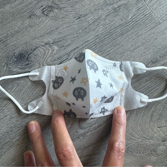 Baby Printed Disposable Face Masks (40pc) - Picture 2 of 5